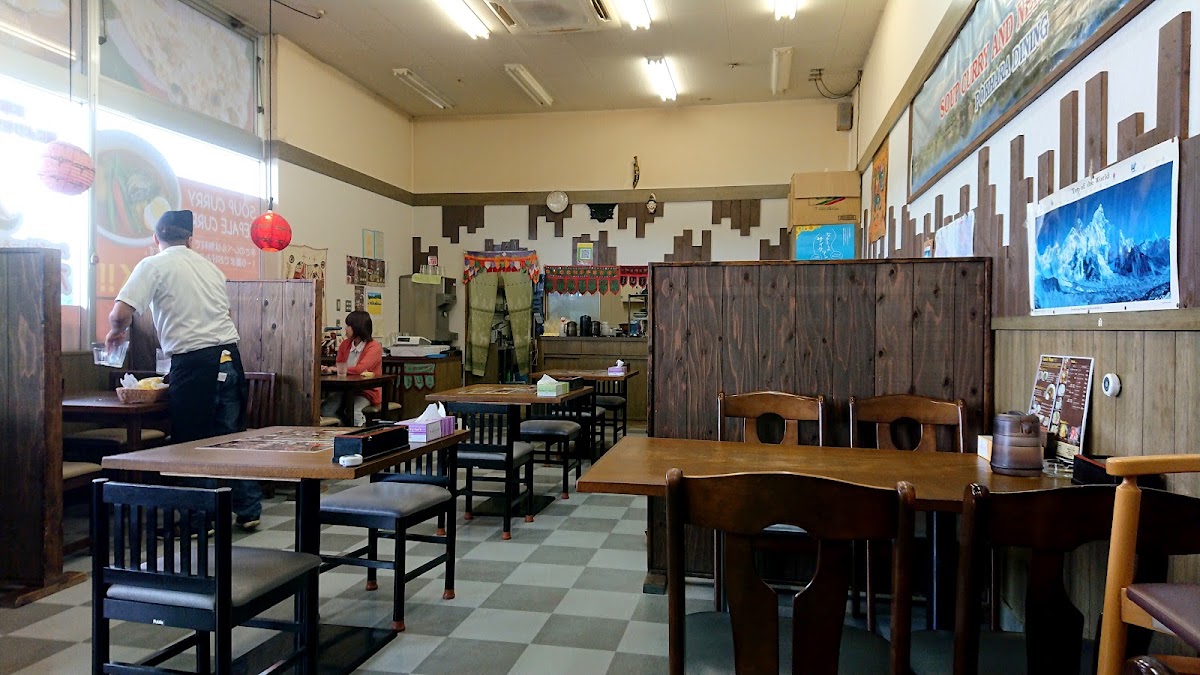 東１線北１７ スーパーセンターベストム中富良野店